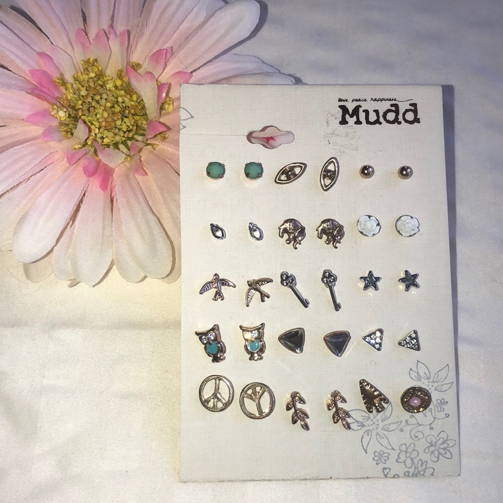 ‼️Mudd earrings, 15 pair